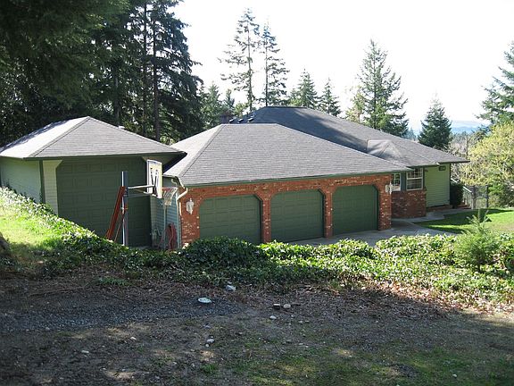 Hearted RV Garage