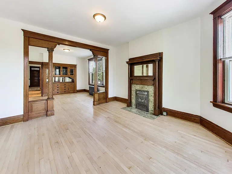 858 N Wolcott Ave #2 — Photo 3