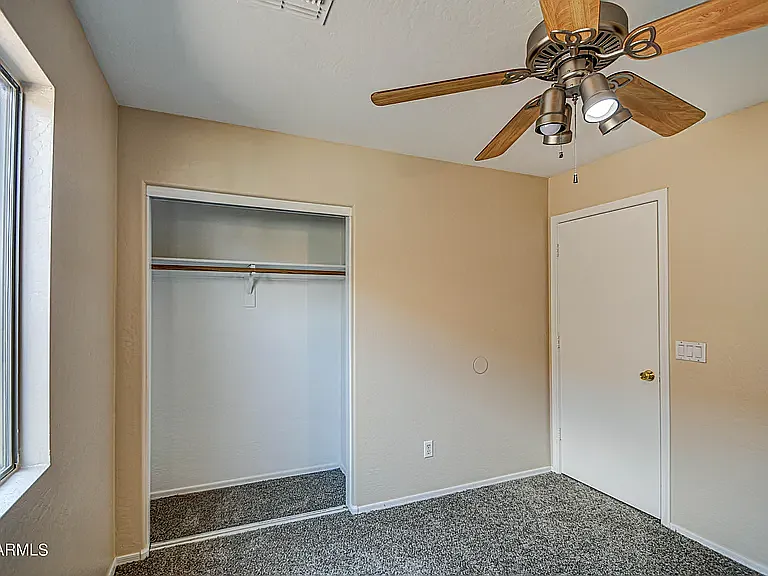 31111 N Claridge Cir — Photo 7