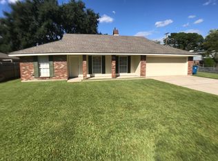 100 Merida Dr, Lafayette, LA 70506