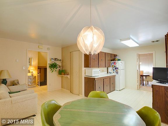 Kitchen with plenty of space