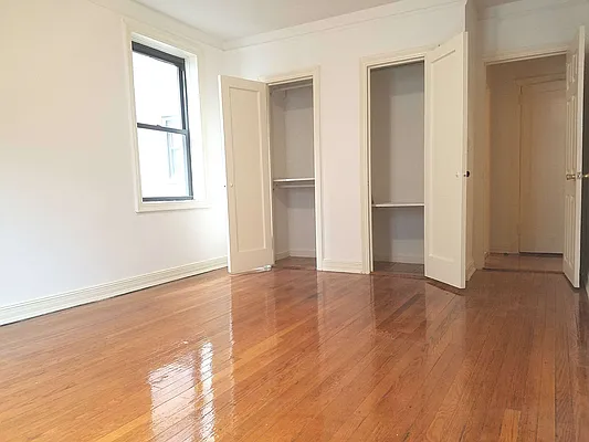 Rented by Camhi NYC Realty Inc | media 13
