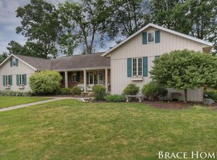 3394 Cheyenne Dr SW, Grandville, MI