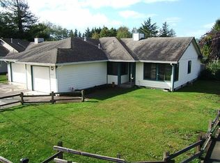 2632 Wanda Ln, McKinleyville, CA 95519