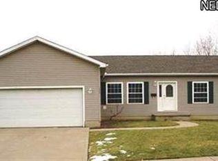 1871 Leavitt Rd, Lorain, OH 44052