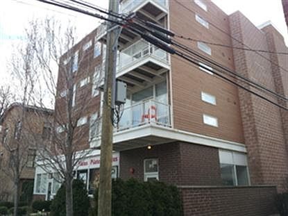 1st image of 915 S Oak Park Ave APT 1C