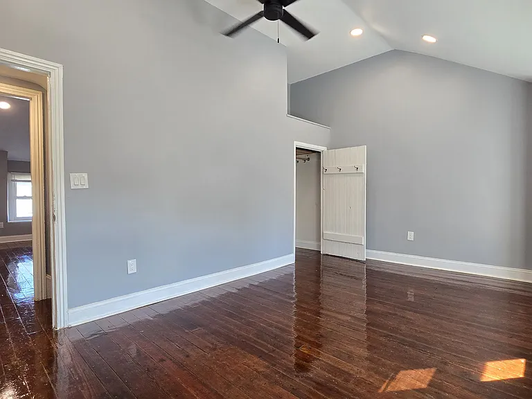 129 Ripka St — Photo 22