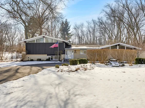 4141 204th St, Matteson, IL 60443