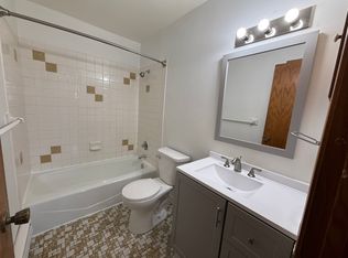 1628 8 1/2 St SE #1, Rochester, MN 55904