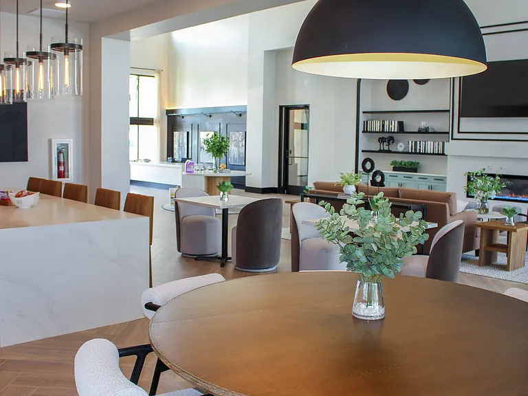 Silo Creek Apartments — Photo 19