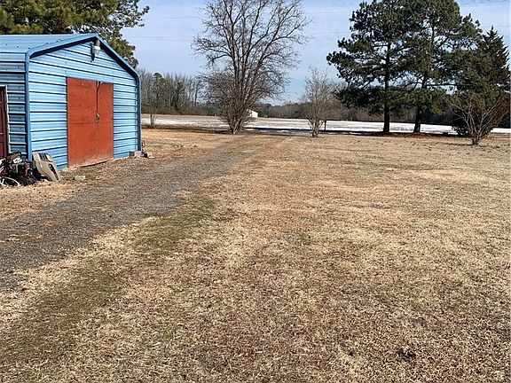 3rd image of 15532 Sandy Field Rd