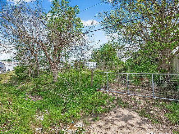 4th image of 16525 Boss Gaston Rd