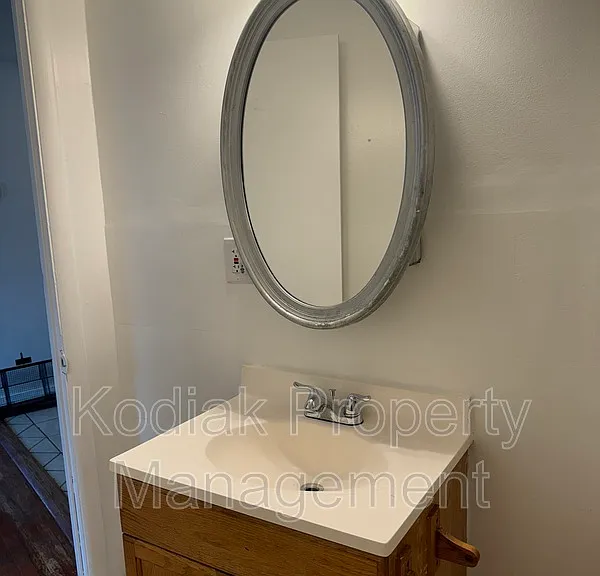 3737 S 3325 W — Photo 11