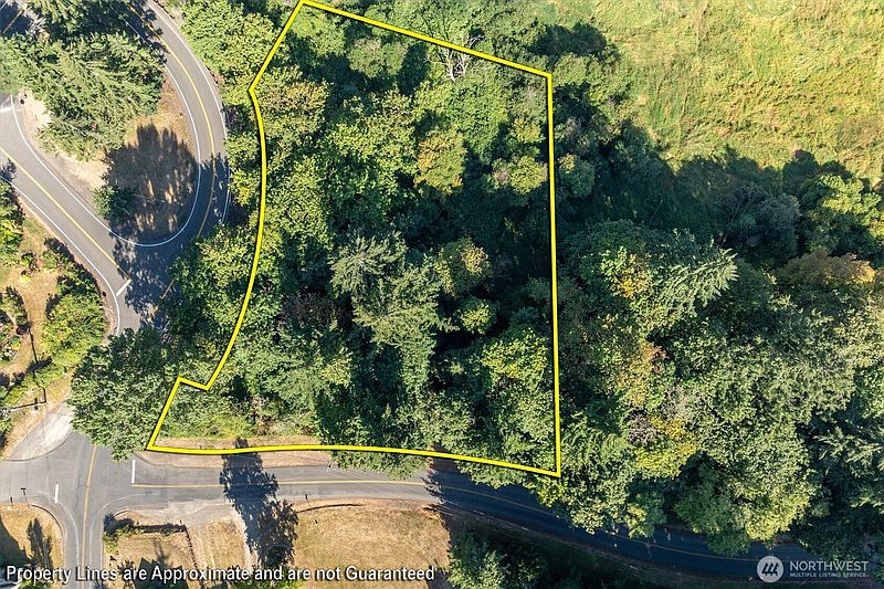 4th image of 6 Valley View Drive