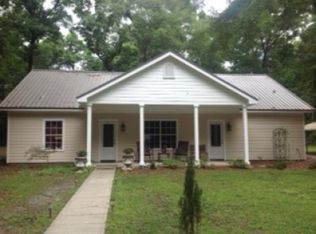 116 White Oak Dr, Crawfordville, FL 32327