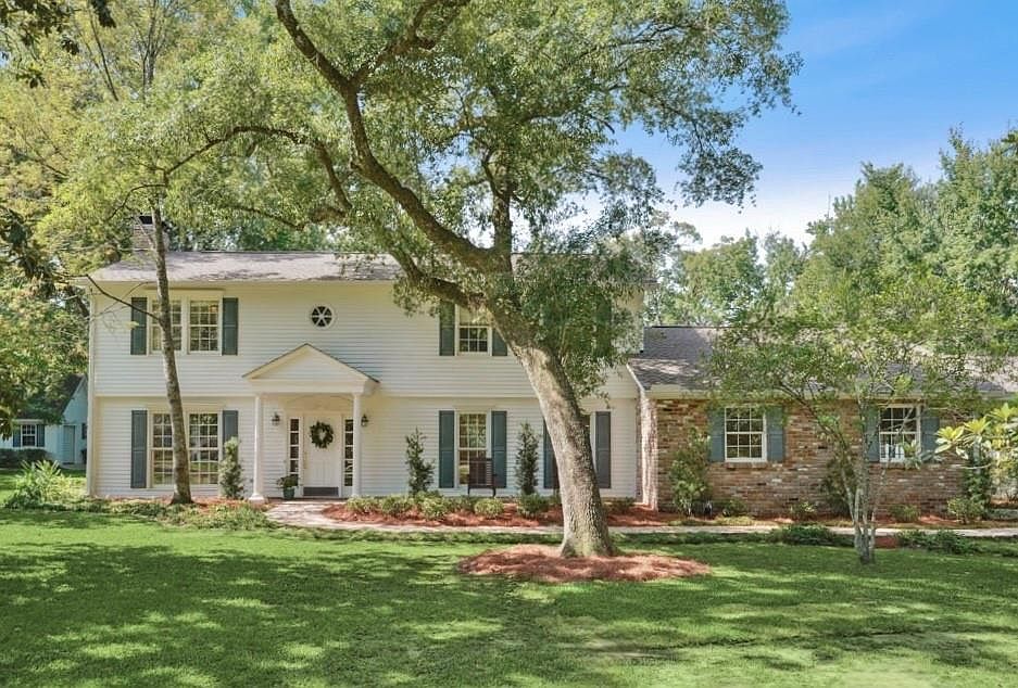 1st image of 42 Riverdale Dr