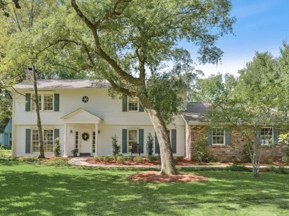 42 Riverdale Dr, Covington, LA 70433