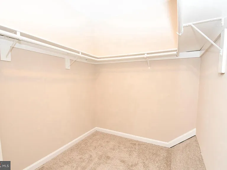 5104 Arrit Ct — Photo 11