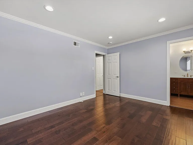 2464 Aram Ave — Photo 11