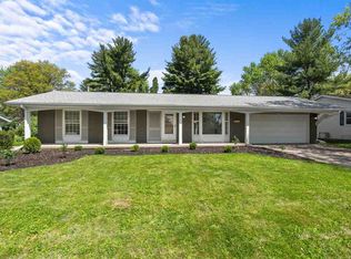 2726 Linden Rd, Iowa City, IA 52245