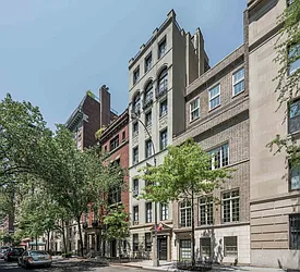 61 East 66th Street in Lenox Hill