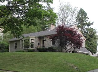 1114 E Vine St, Mount Vernon, OH 43050