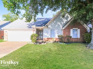 2568 Appling Crest Dr, Memphis, TN 38133