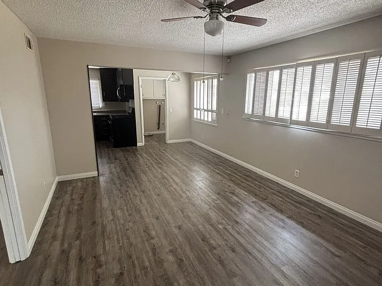 12704 Grayling Ave — Photo 4