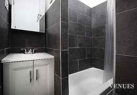 5th image of 308 Suydam St #2