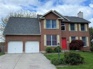 2675 Walnut Ridge Dr, Troy, OH 45373