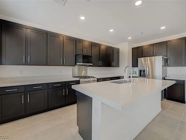 324 Lupton Ave — Photo 27
