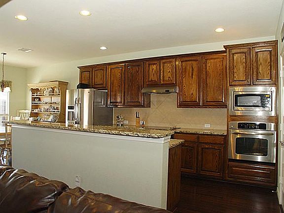 2nd image of 4813 Concho Ln