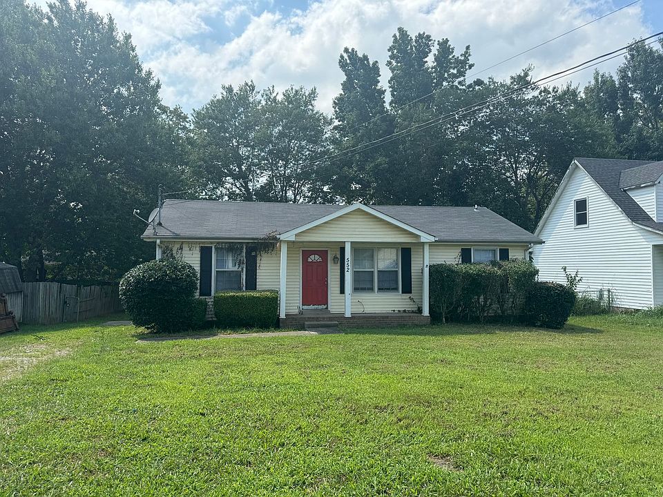 1st image of 552 Lorie Ln
