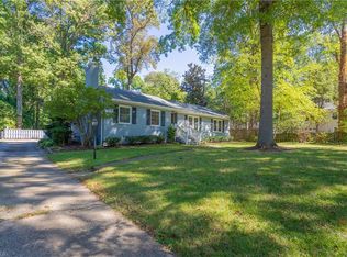 3904 Dogwood Dr, Greensboro, NC 27410