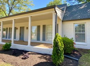 2420 Stratfield Dr, Germantown, TN 38139