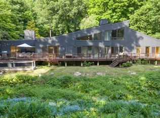 106 Newtown Tpke, Weston, CT 06883