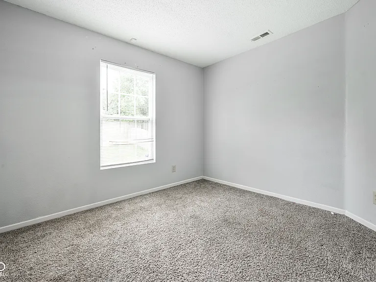 1804 Feather Reed Ln — Photo 9