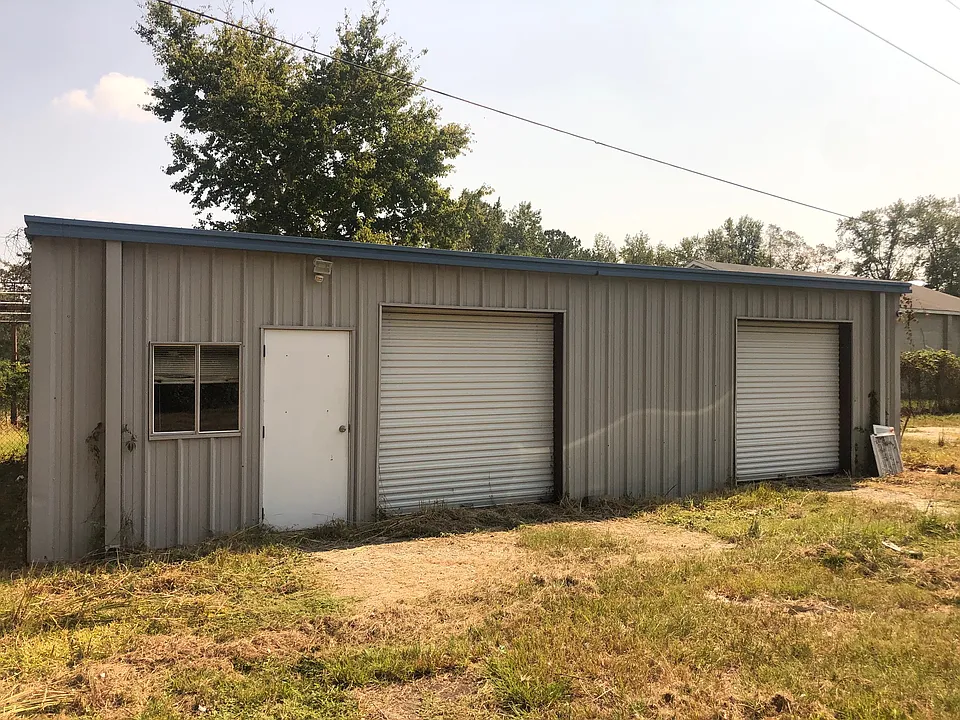 224 E Chapel View Dr