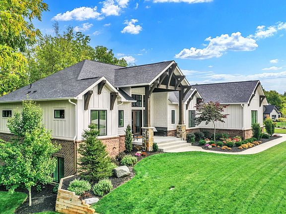 3rd image of 20959 Stewart Estate Ln