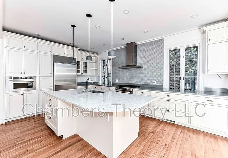 3222 Klingle Rd NW — Photo 9