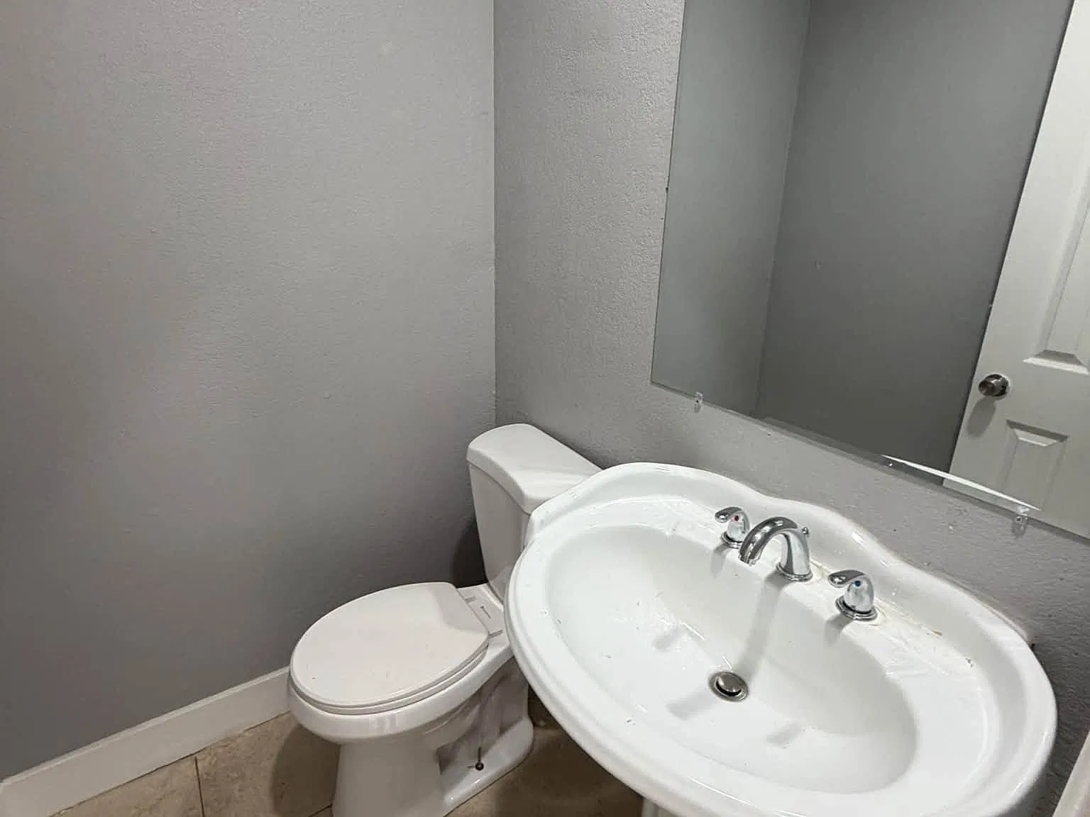 4 bed, 1.5 bath, $1,650 — Photo 3