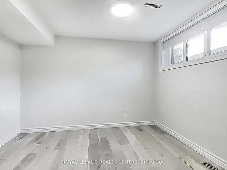 1087 Orchard Rd #LOWER — Photo 20