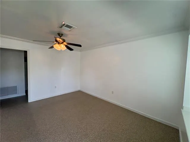 2 bed, 1.0 bath, 860 sqft, $1,400 — Photo 3