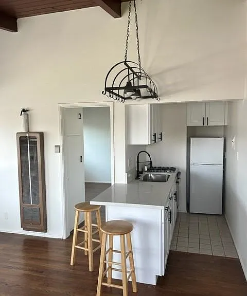 218 Newport Ave #B — Photo 6