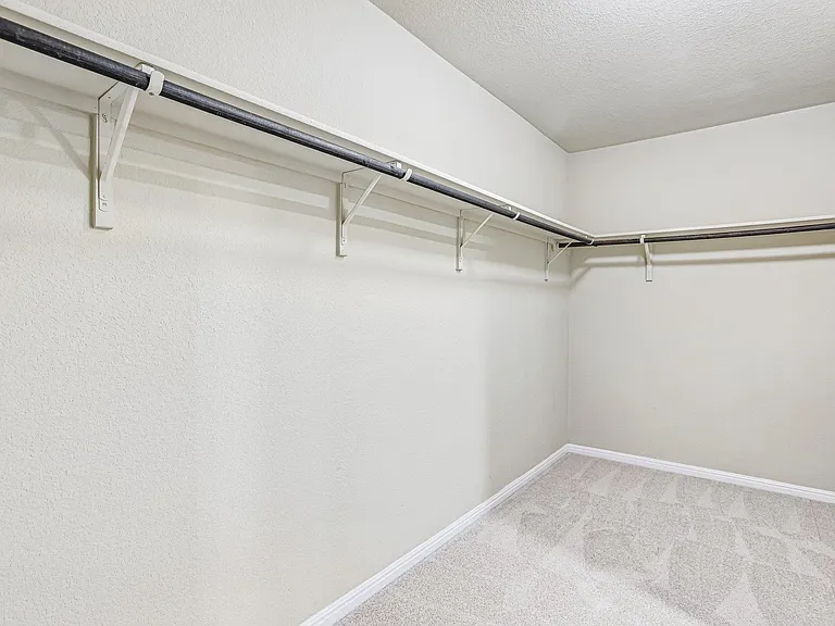 10604 Menominee Falls Ln — Photo 22