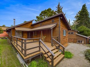 2437 Ridgewood Dr, Eureka, CA 95503