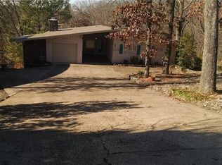 32 Duvall Ln, Bella Vista, AR 72715