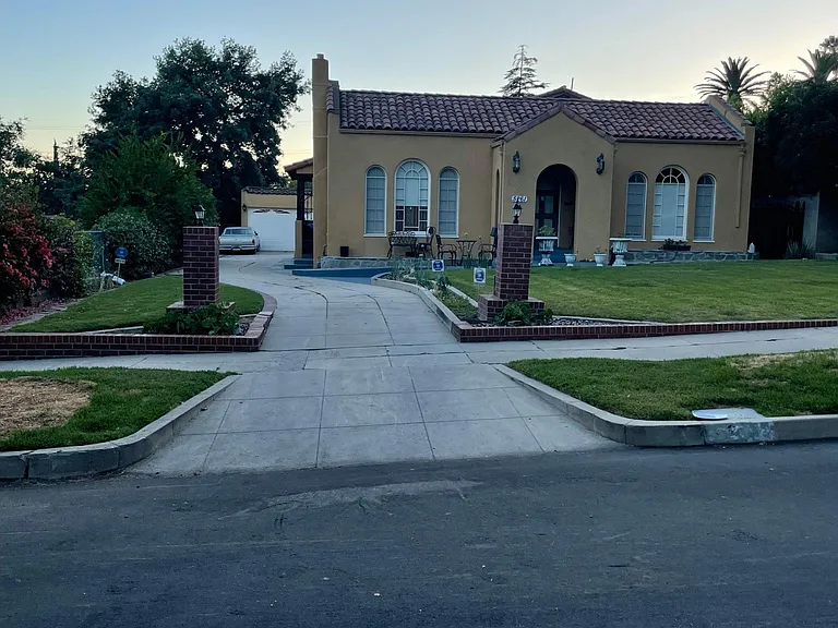 5261 La Roda Ave — Photo 4
