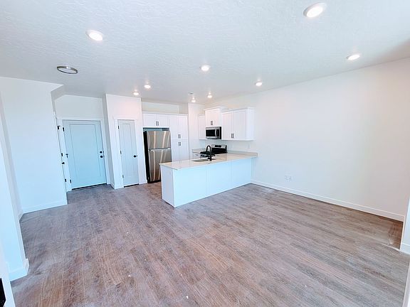 4th image of 1884 W Jonsson Park Ln
