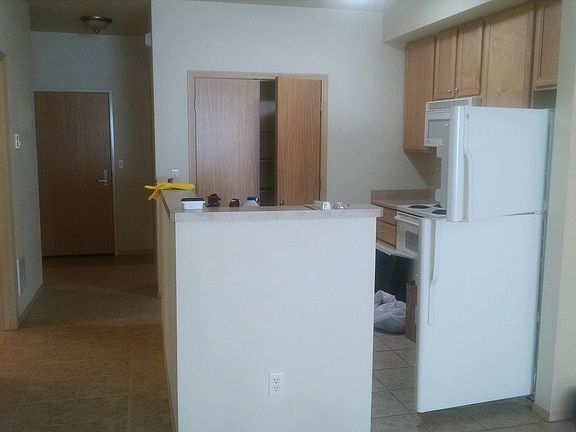 2nd image of 500 Darby Dr Unit 109